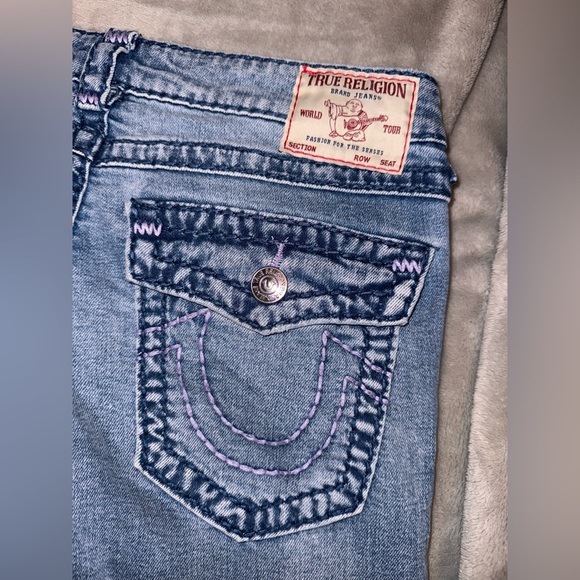 True Religion Becca Mid arise Bootcut Jeans - Picture 4 of 7